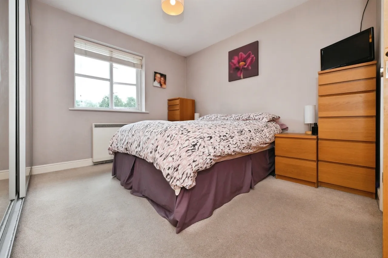 Plomer Avenue, Hoddesdon, photo 4