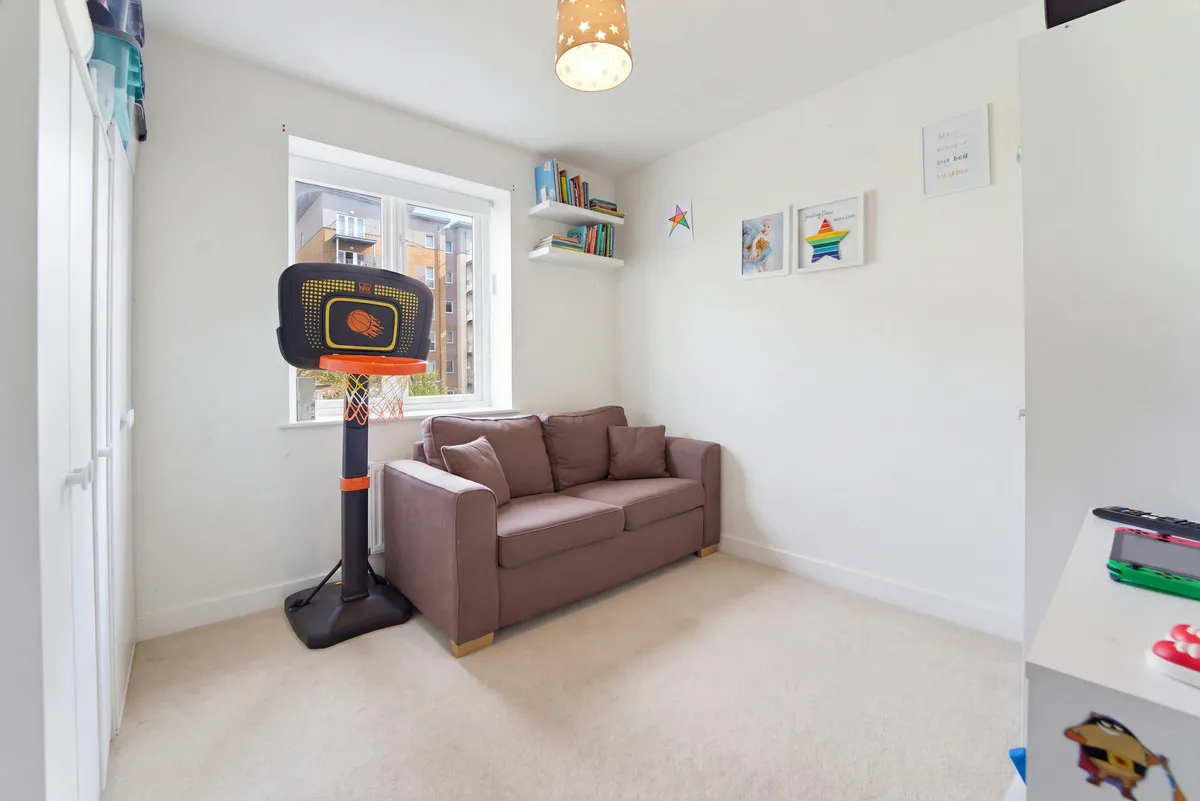 Park Lodge Avenue, West Drayton, UB7, photo 13
