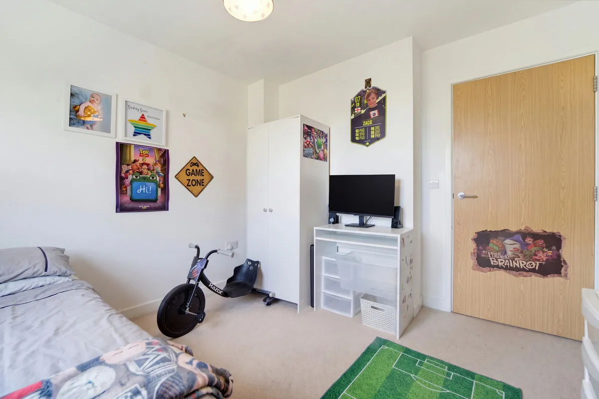 Park Lodge Avenue, West Drayton, UB7, photo 12