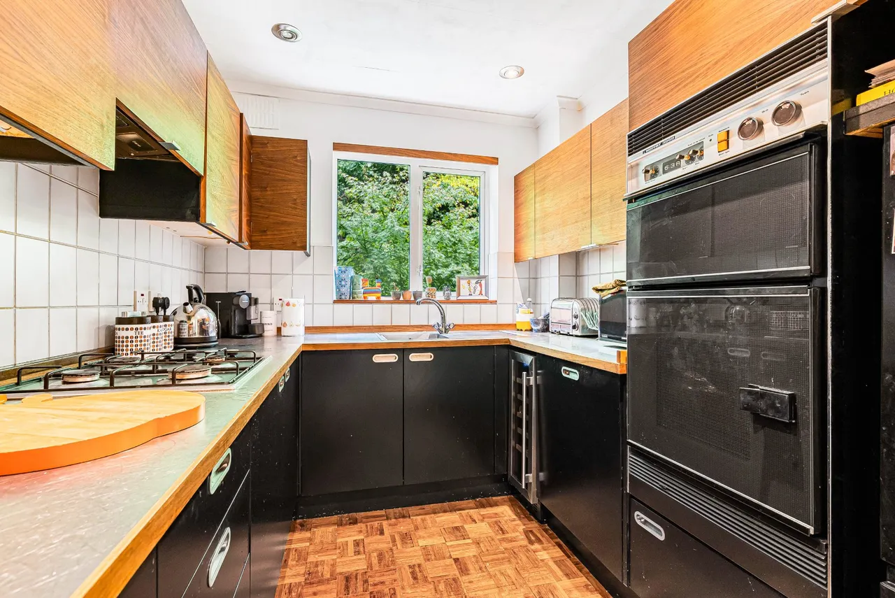 Valley View, Godalming, GU7, photo 14