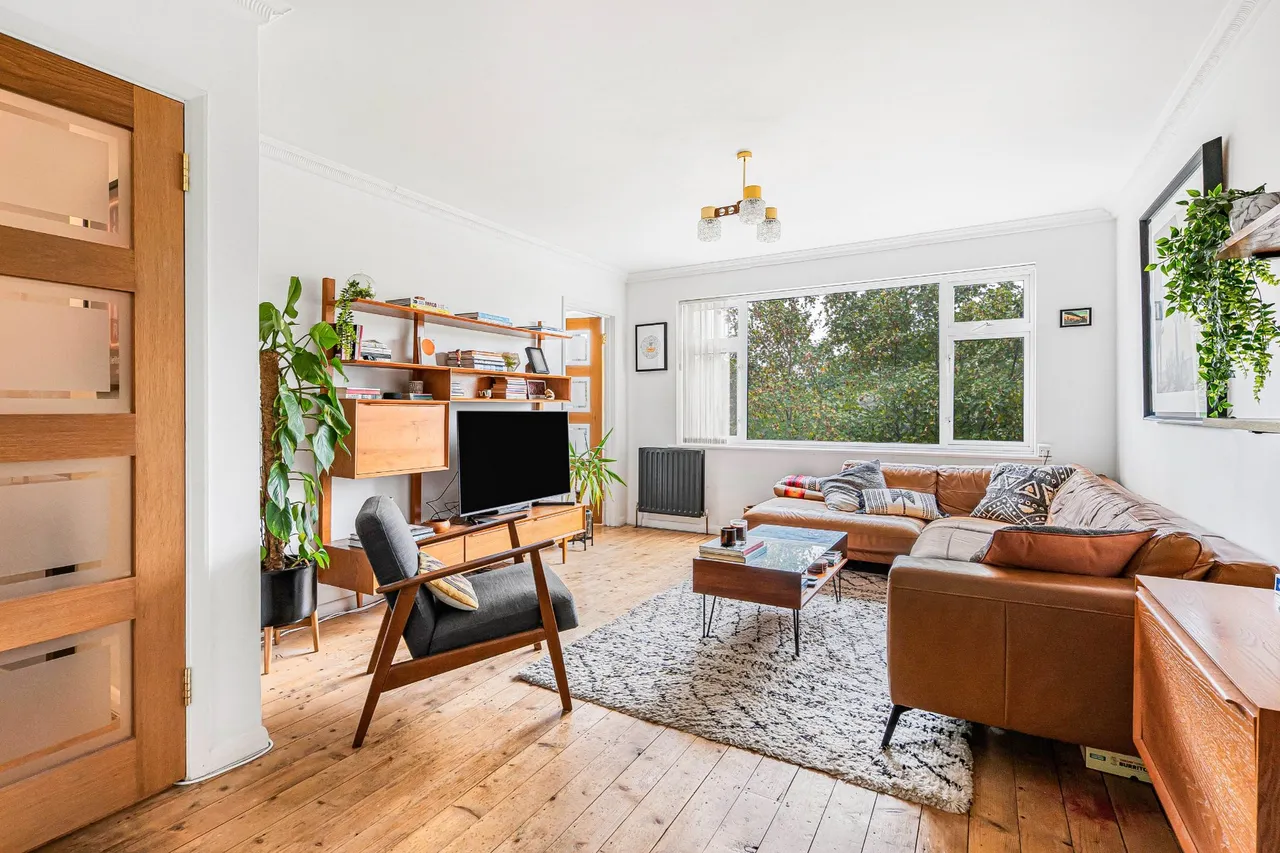 Valley View, Godalming, GU7, photo 2