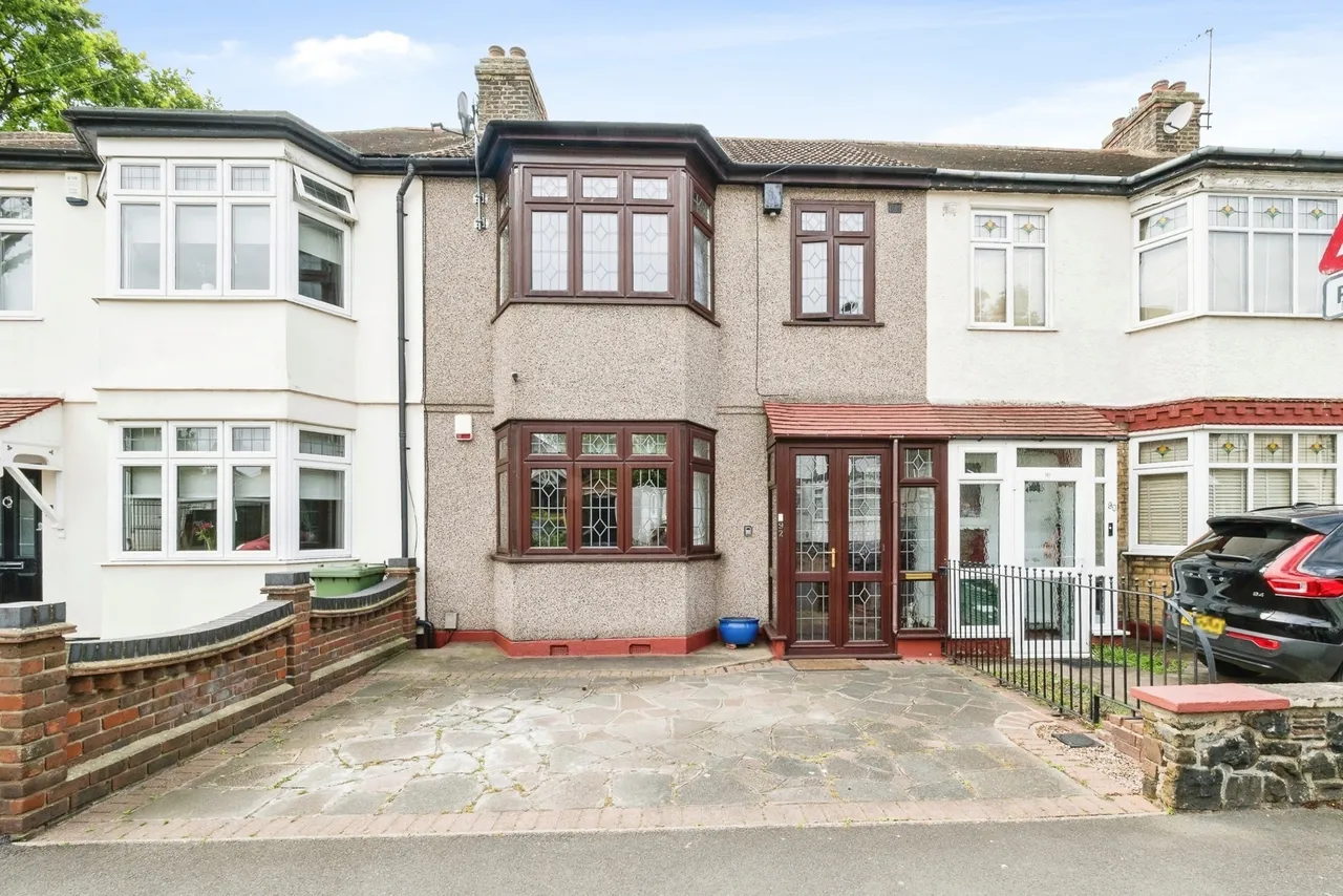 Globe Road, Hornchurch, RM11, photo 13