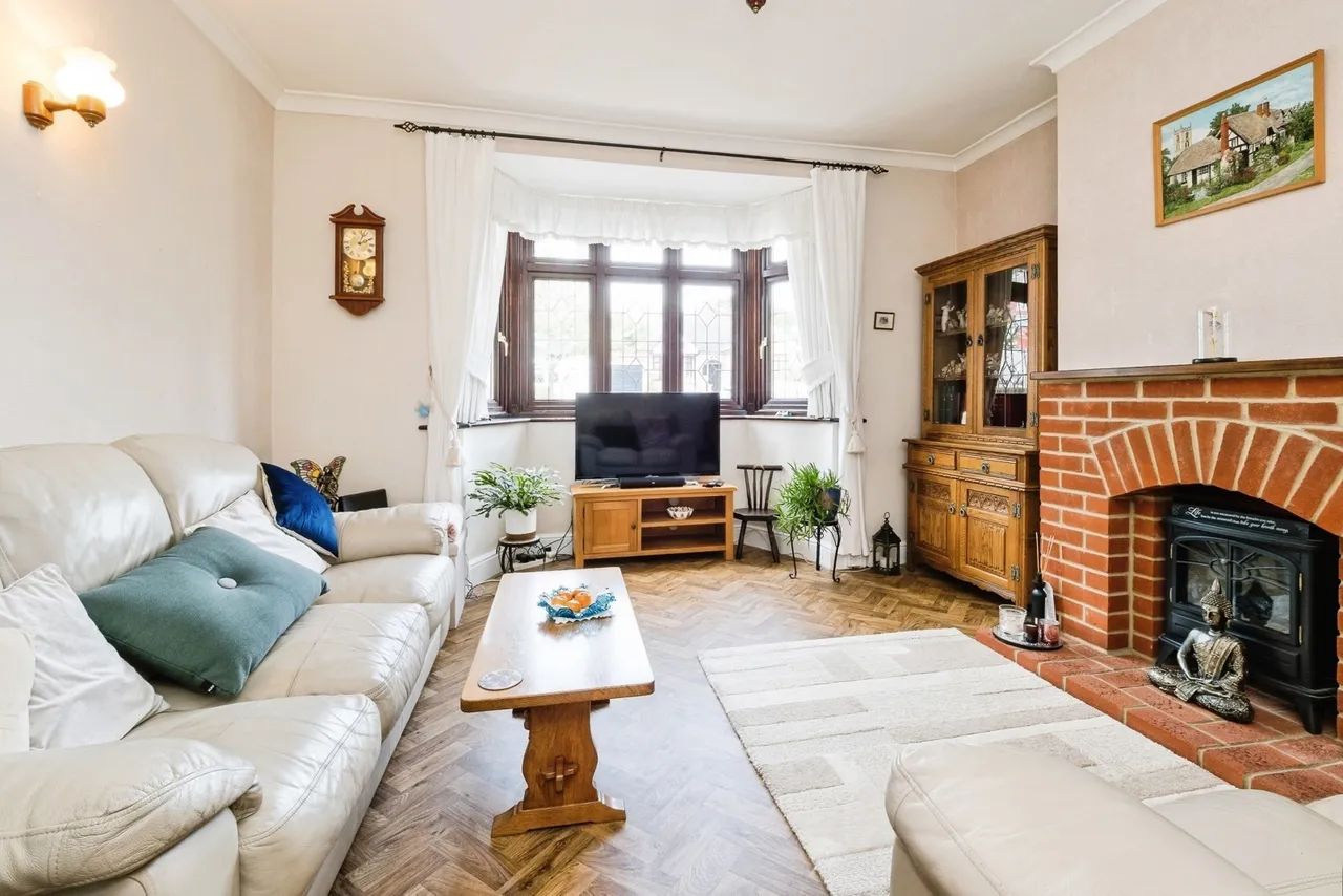 Globe Road, Hornchurch, RM11, photo 27