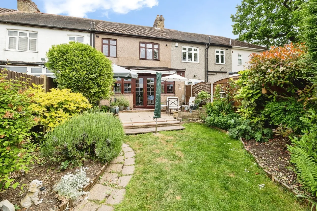 Globe Road, Hornchurch, RM11, photo 17