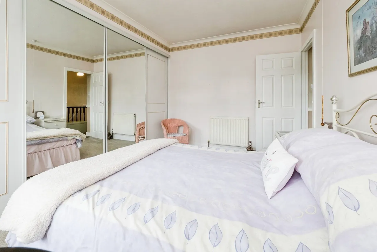 Globe Road, Hornchurch, RM11, photo 35
