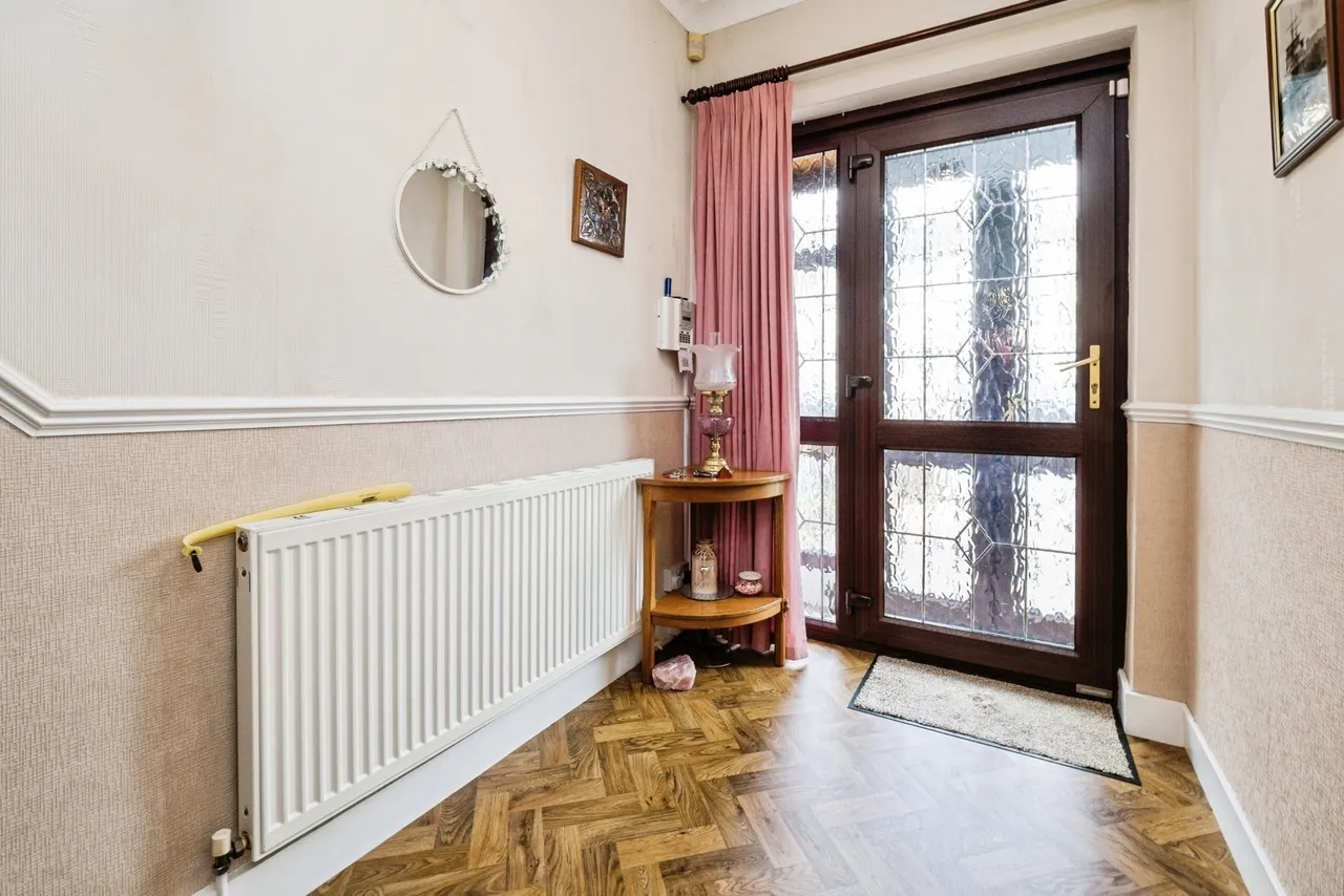 Globe Road, Hornchurch, RM11, photo 19