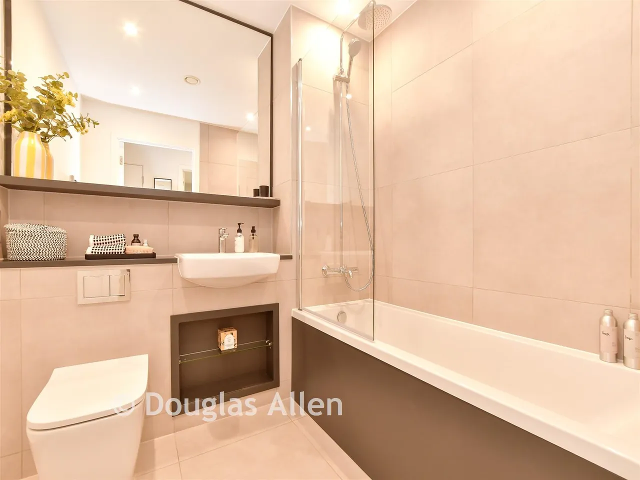 Kent Avenue, Dagenham, RM9, photo 9