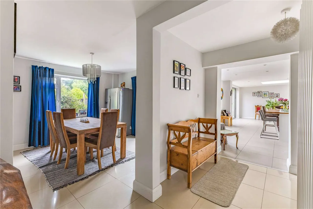 Dudley Hill Close, Welwyn, Hertfordshire, AL6 0QQ, photo 5
