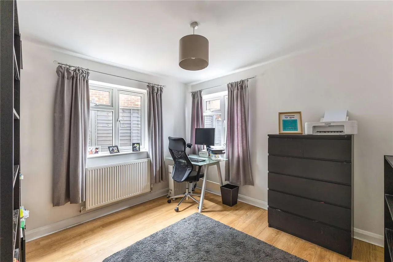 Dudley Hill Close, Welwyn, Hertfordshire, AL6 0QQ, photo 12