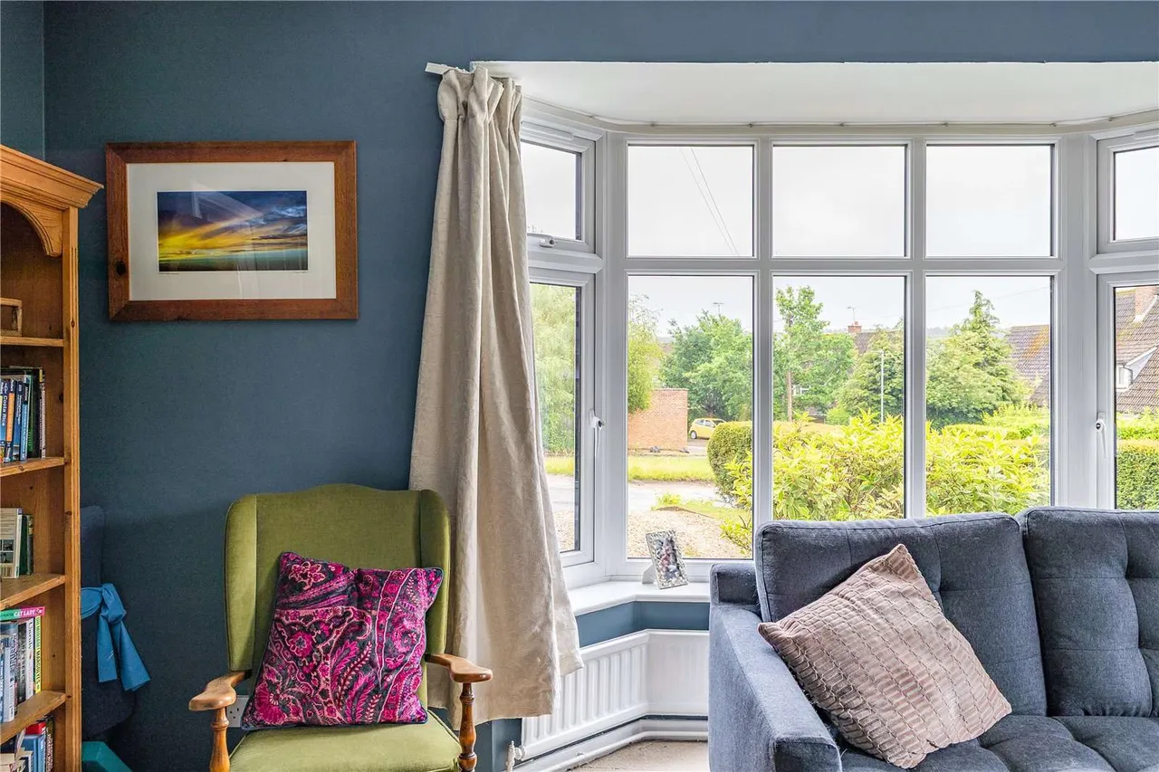 Dudley Hill Close, Welwyn, Hertfordshire, AL6 0QQ, photo 2