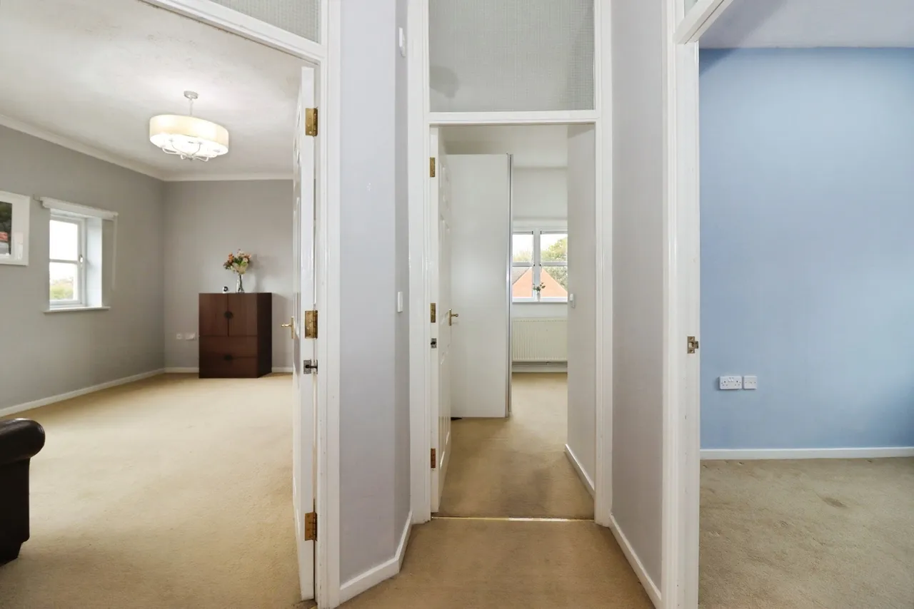 Strathearn Drive, Westbury-on-Trym, Bristol, Somerset, BS10, photo 13