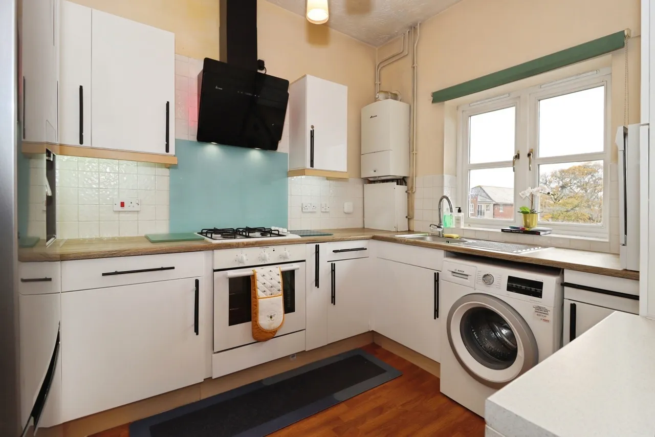 Strathearn Drive, Westbury-on-Trym, Bristol, Somerset, BS10, photo 5