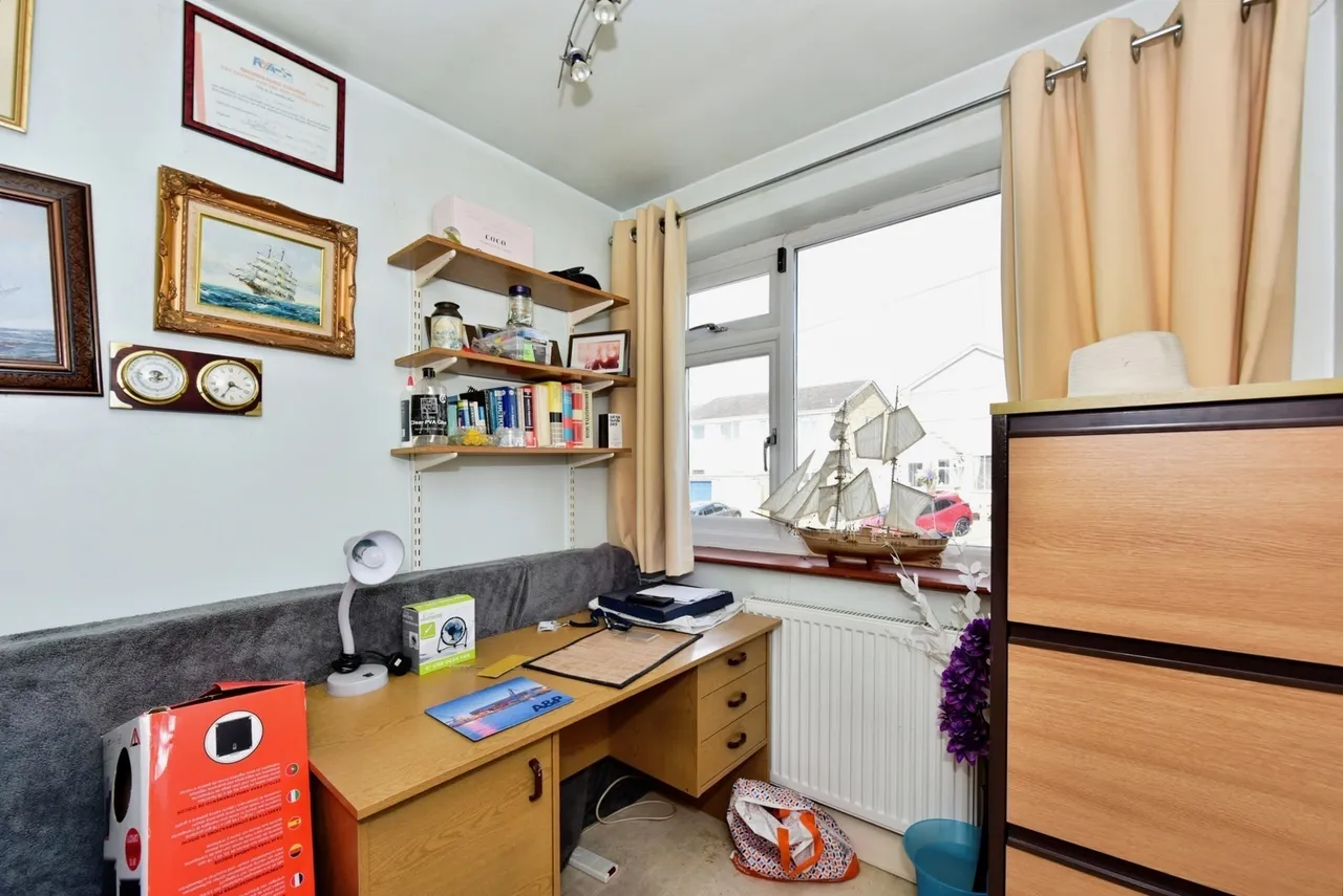 Birchlands Drive, Sheffield, South Yorkshire, S21, photo 9