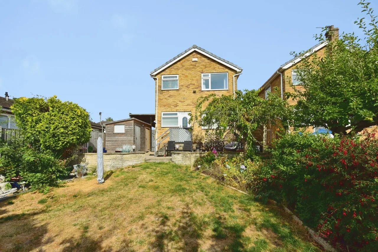 Birchlands Drive, Sheffield, South Yorkshire, S21, photo 2