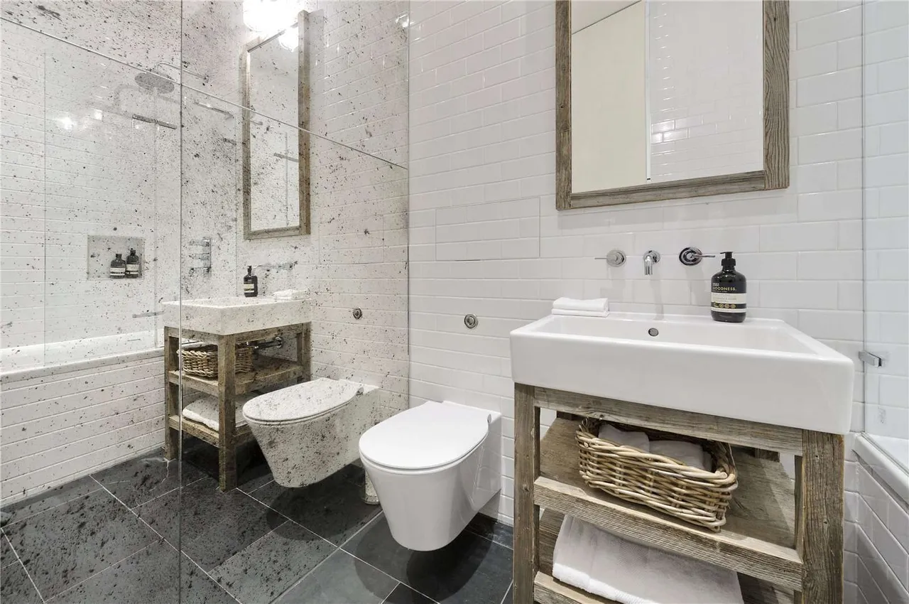Great Titchfield Street, London, W1W, photo 12