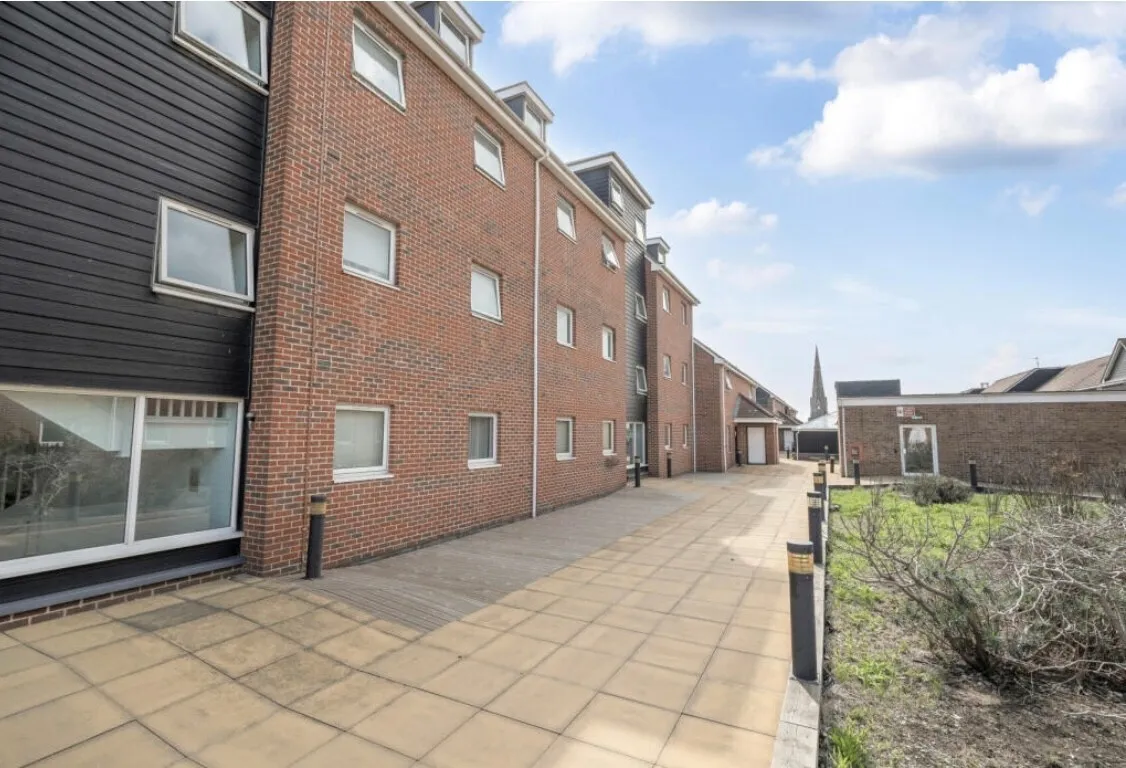 Nayland Court, Romford, RM1 3EF, photo 10