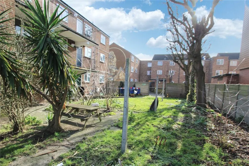 Pretoria Avenue, Walthamstow, E17, photo 11