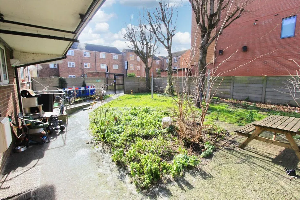 Pretoria Avenue, Walthamstow, E17, photo 10