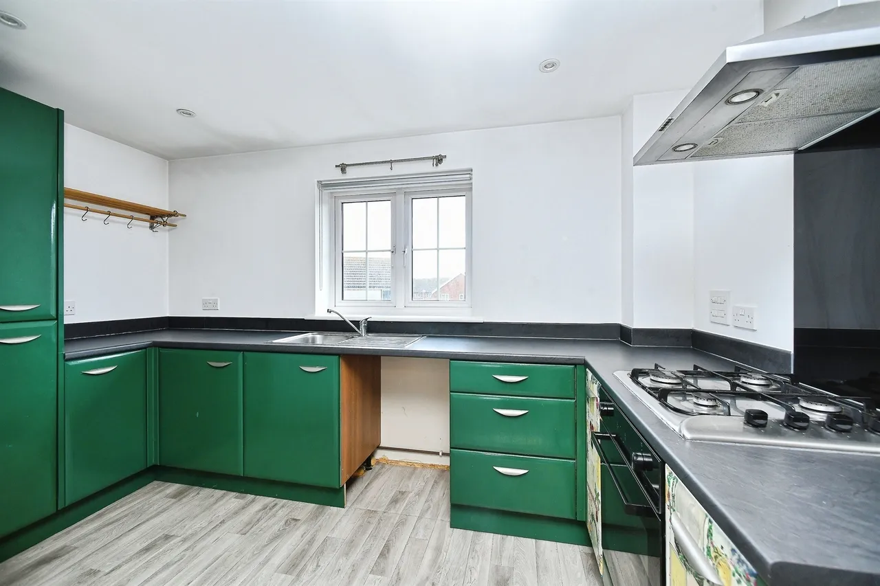 Westview Close, Peacehaven, photo 8