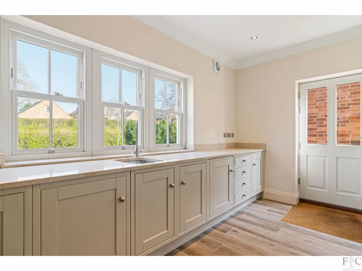 Main Street, Burton Overy, LE8, photo 13