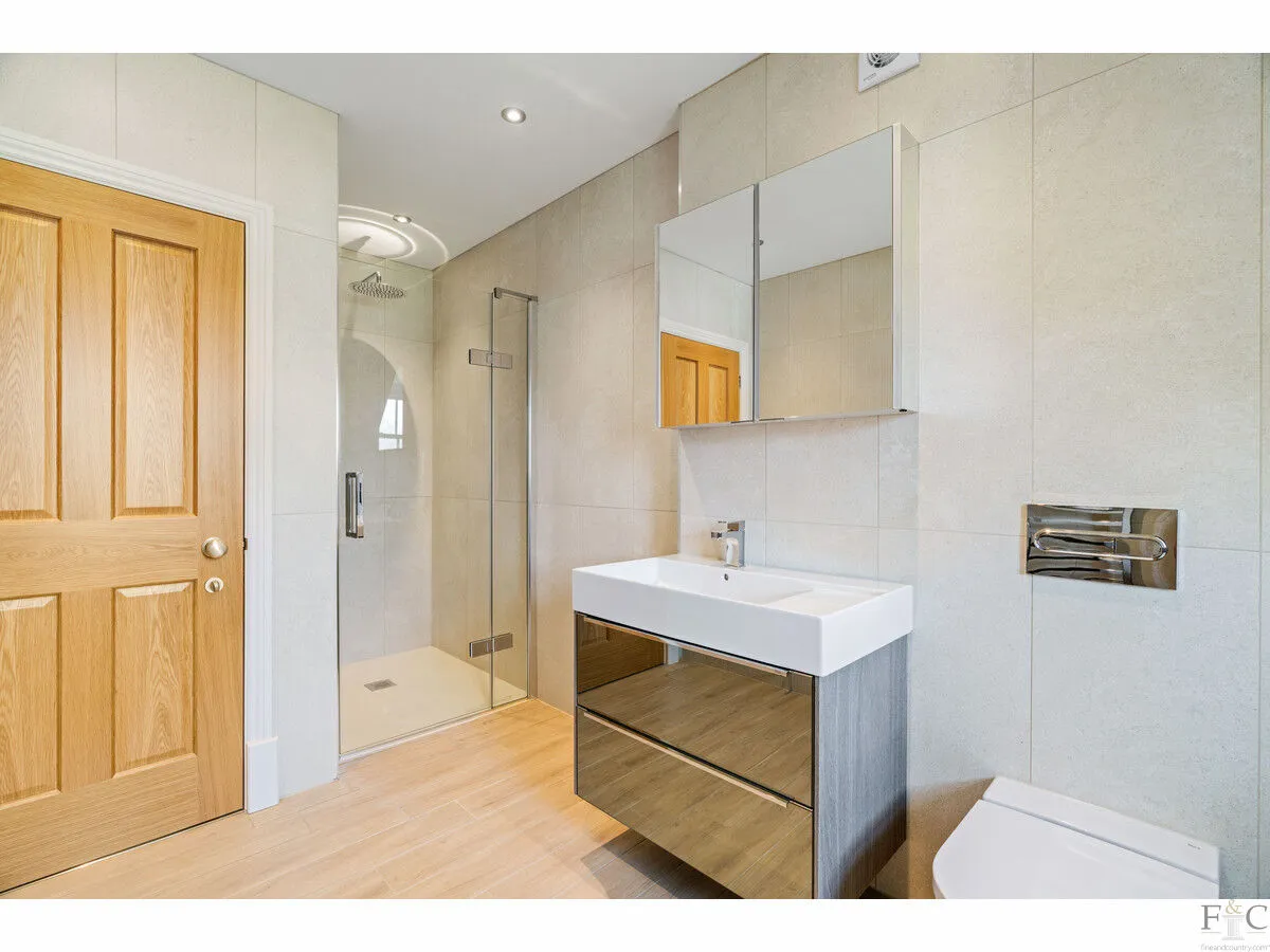 Main Street, Burton Overy, LE8, photo 18