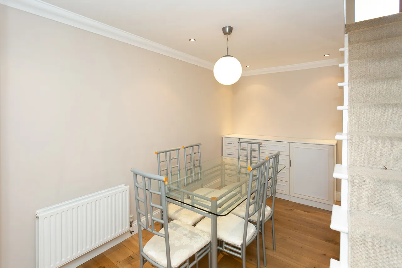 Watford, WD19, photo 11