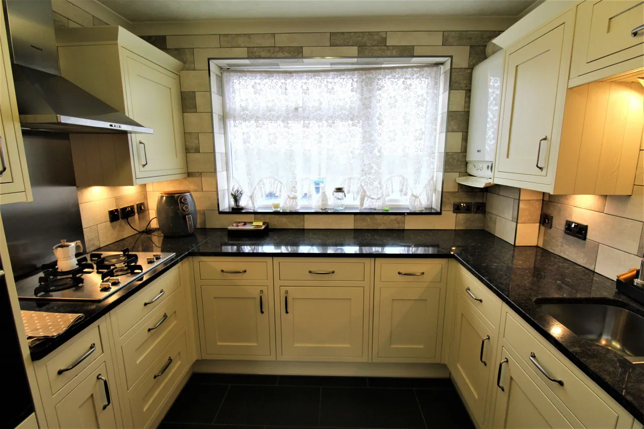 Grays, Essex, RM17 5RZ, photo 4