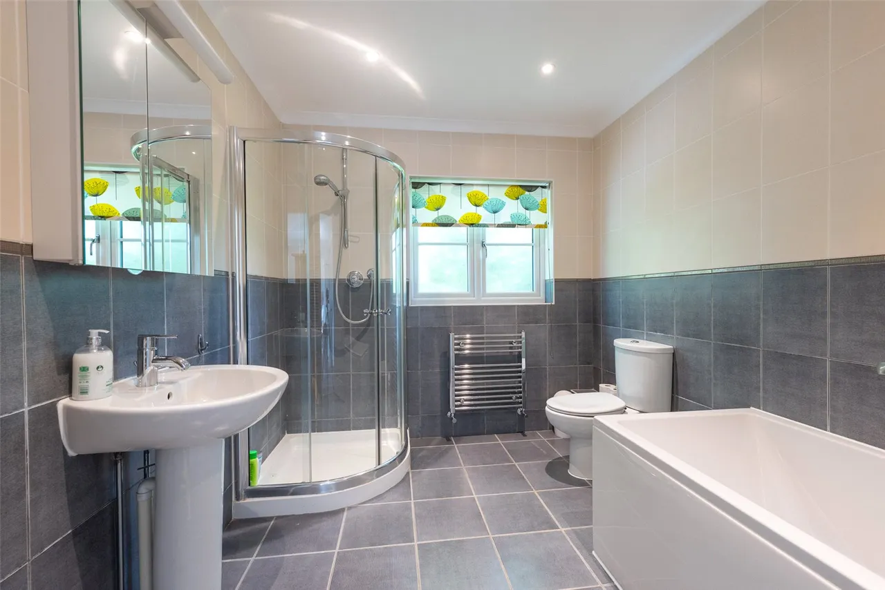 New Mill Lane, Eversley, Hook, Hampshire, RG27 0RA, photo 9