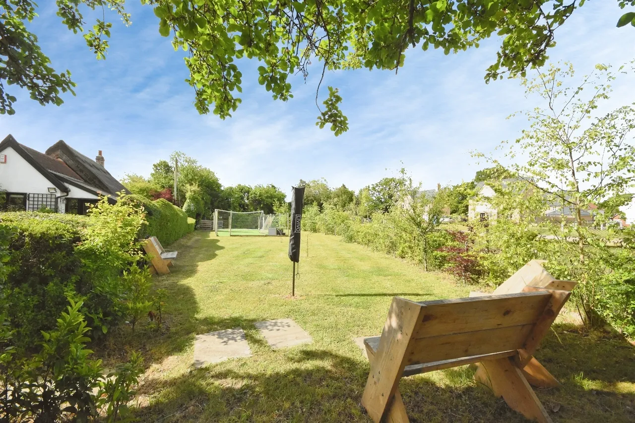 Hedingham Road, Gosfield, Halstead, photo 5