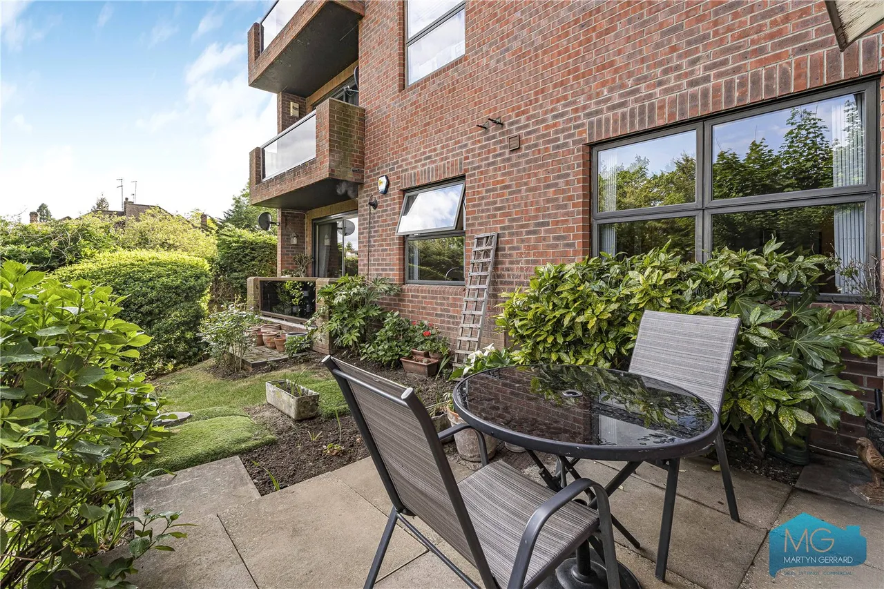Lyonsdown Road, New Barnet, EN5, photo 17
