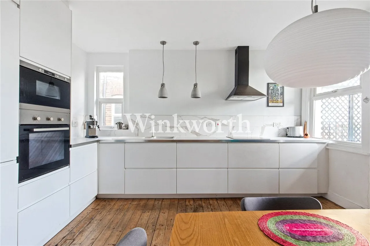 2 bed flat for sale — Grand Parade, Green Lanes, London, N4