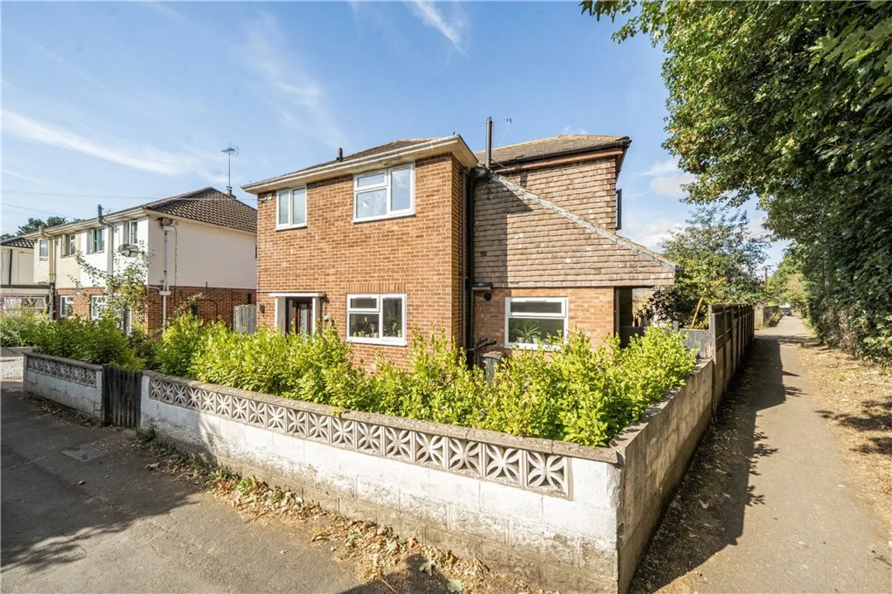 4 bed house for sale, Tadfield Road, Romsey, SO51