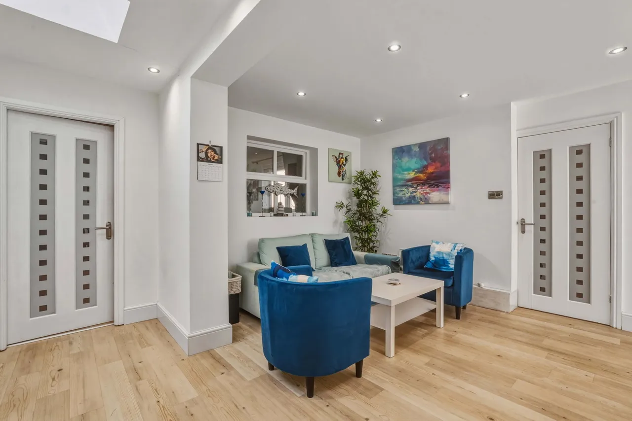 Kensington Gardens, Carlton, NG4, photo 12
