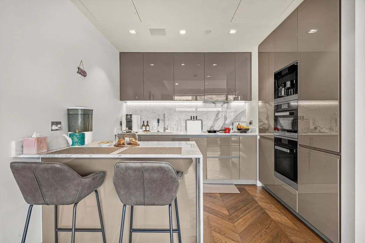 2 bed flat for sale, Duchess Walk, London, SE1