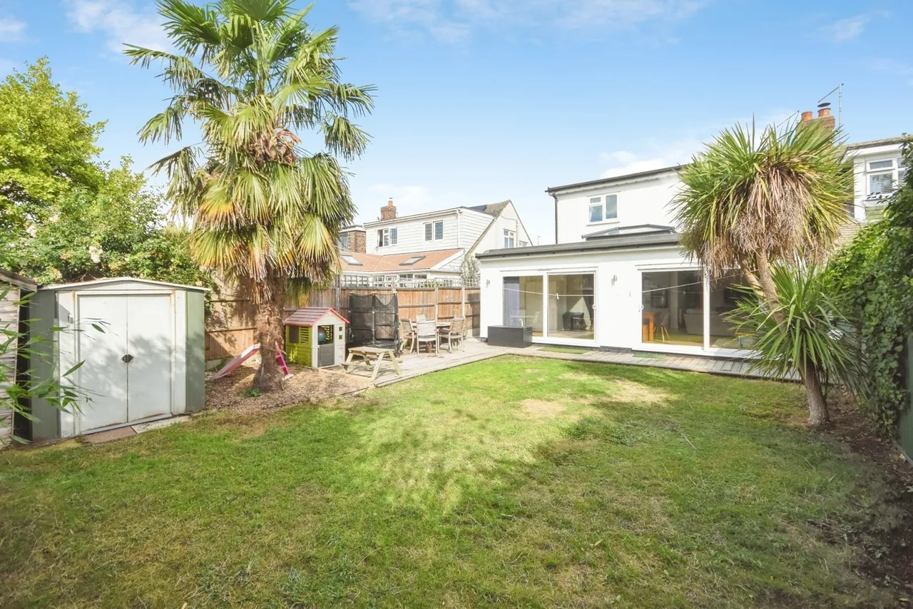 Silverthorne Close, Rochford, SS4, photo 19