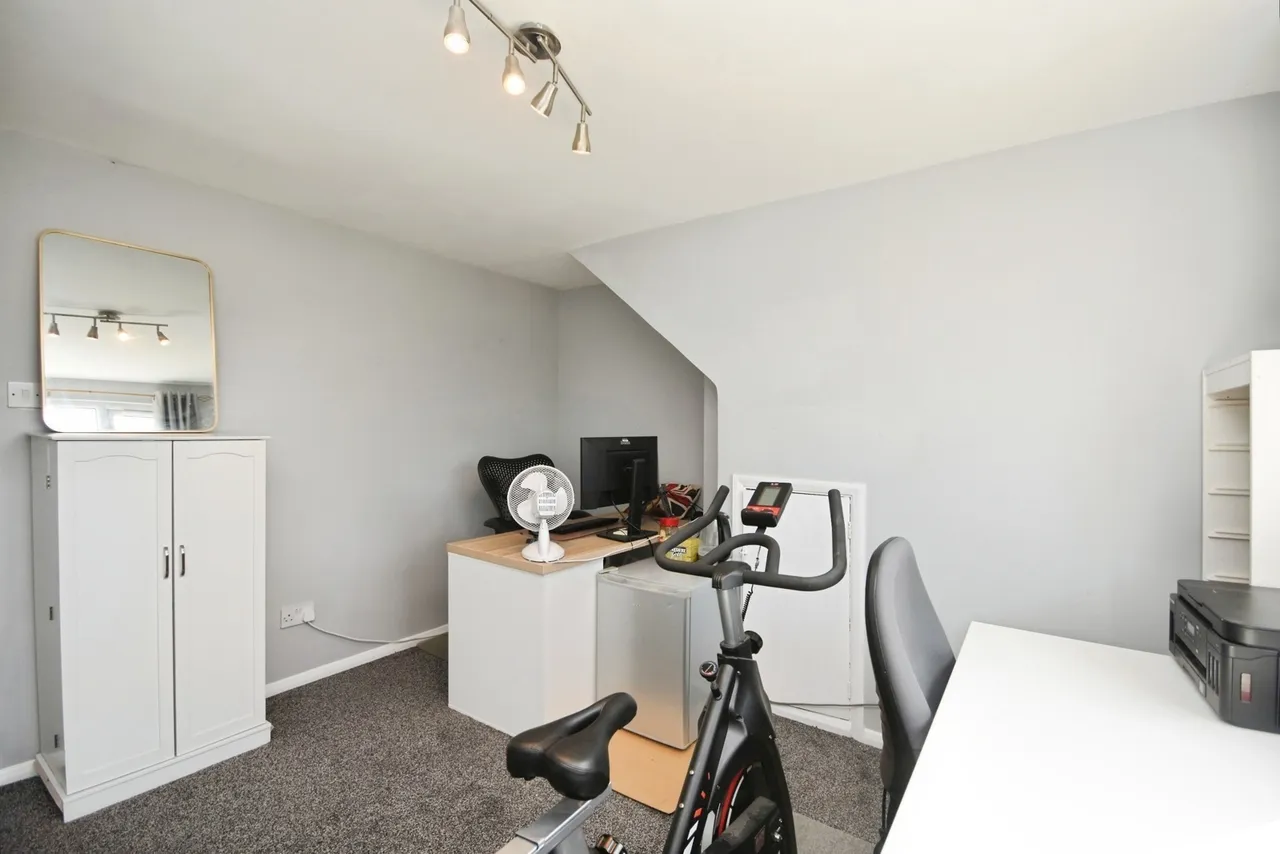 Silverthorne Close, Rochford, SS4, photo 15