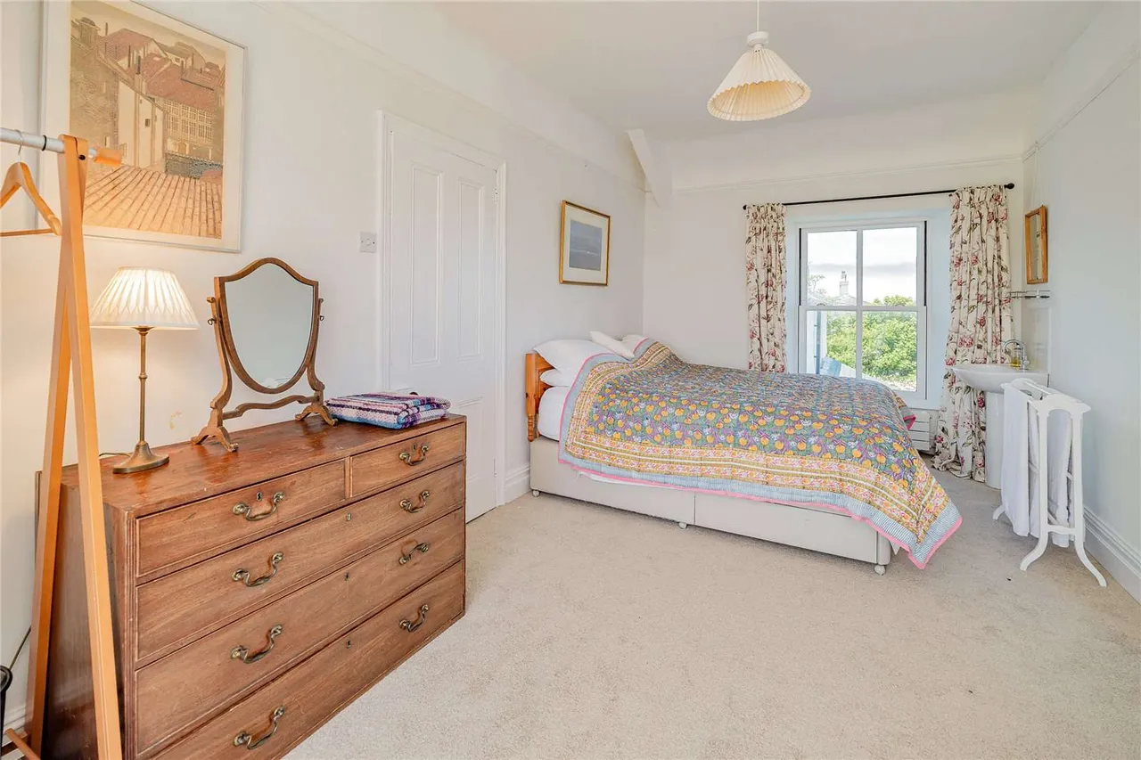 Rhoscolyn, Holyhead, Isle of Anglesey, LL65 2SQ, photo 3