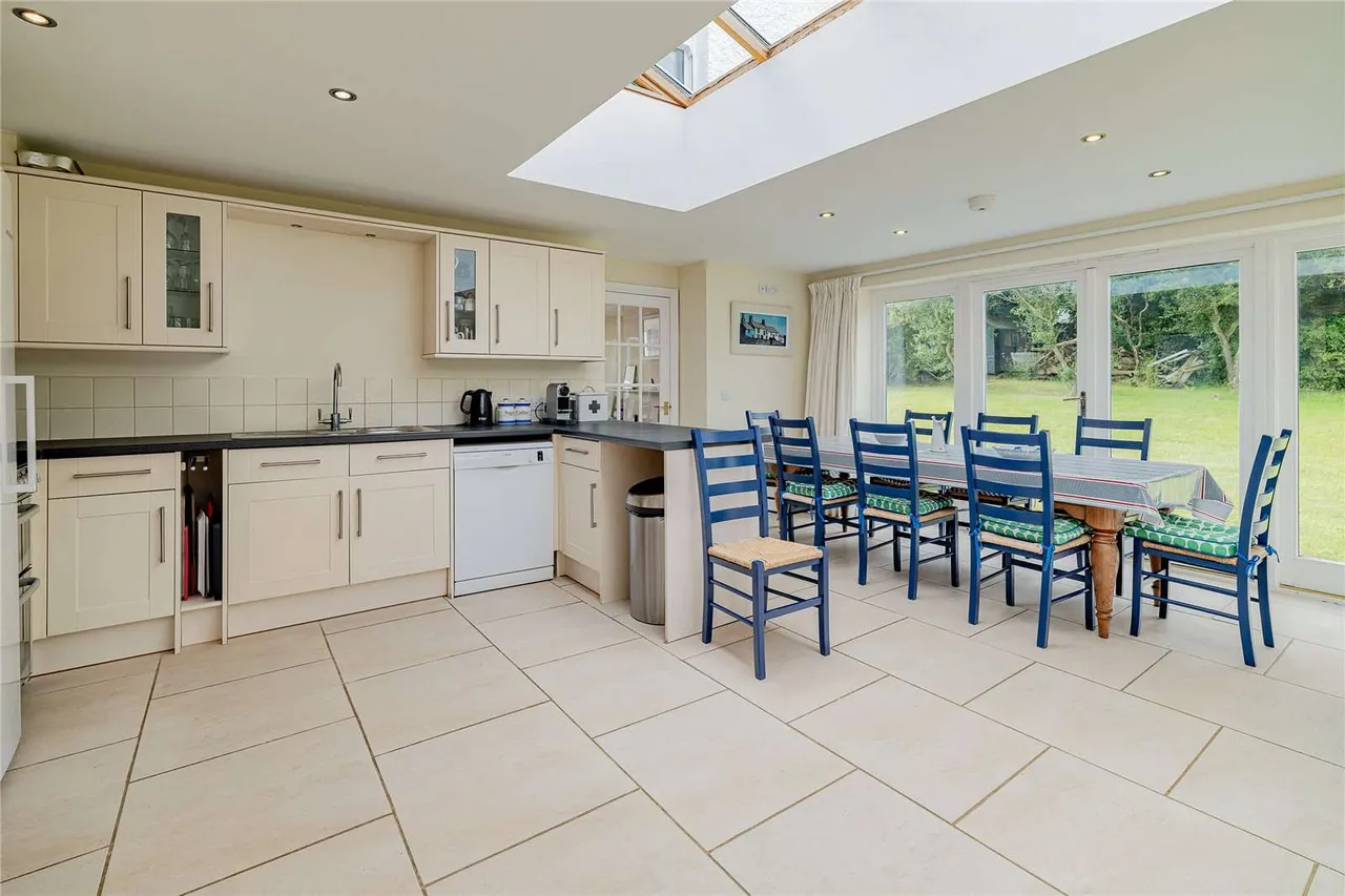 Rhoscolyn, Holyhead, Isle of Anglesey, LL65 2SQ, photo 8