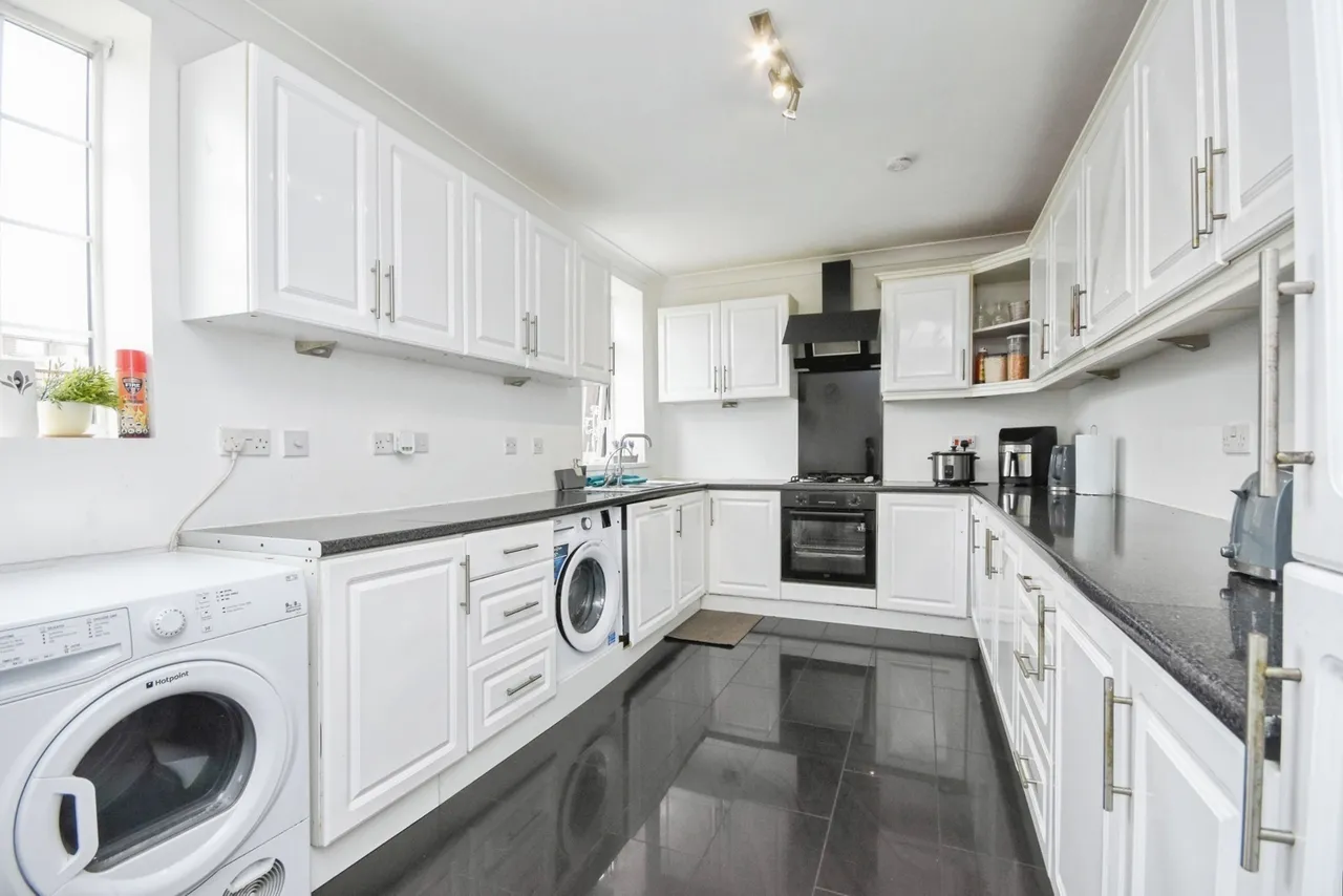 Penzance Gardens, Romford, RM3, photo 20