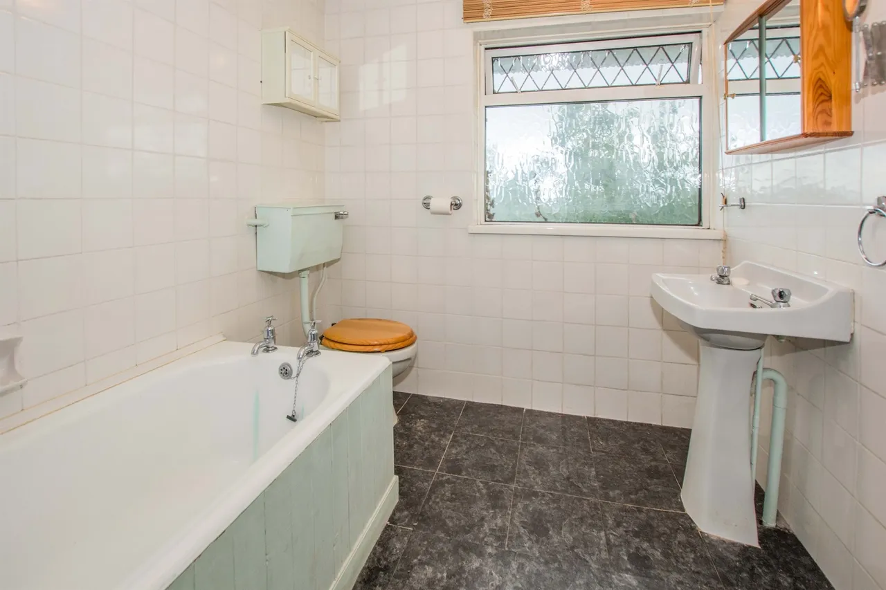 Menai Way, Cardiff, CF3, photo 9