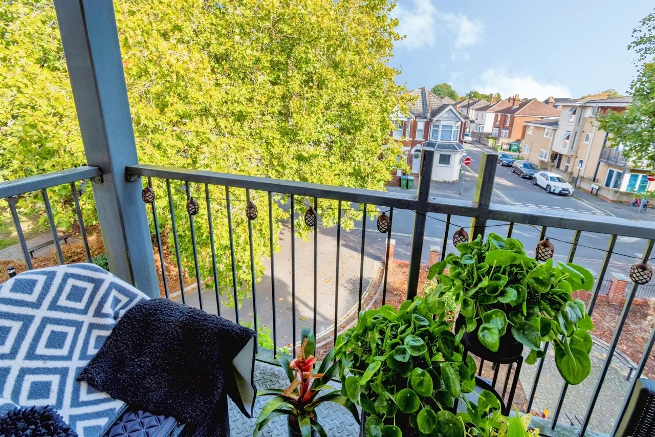 Millbrook Road East, Southampton, SO15, photo 5