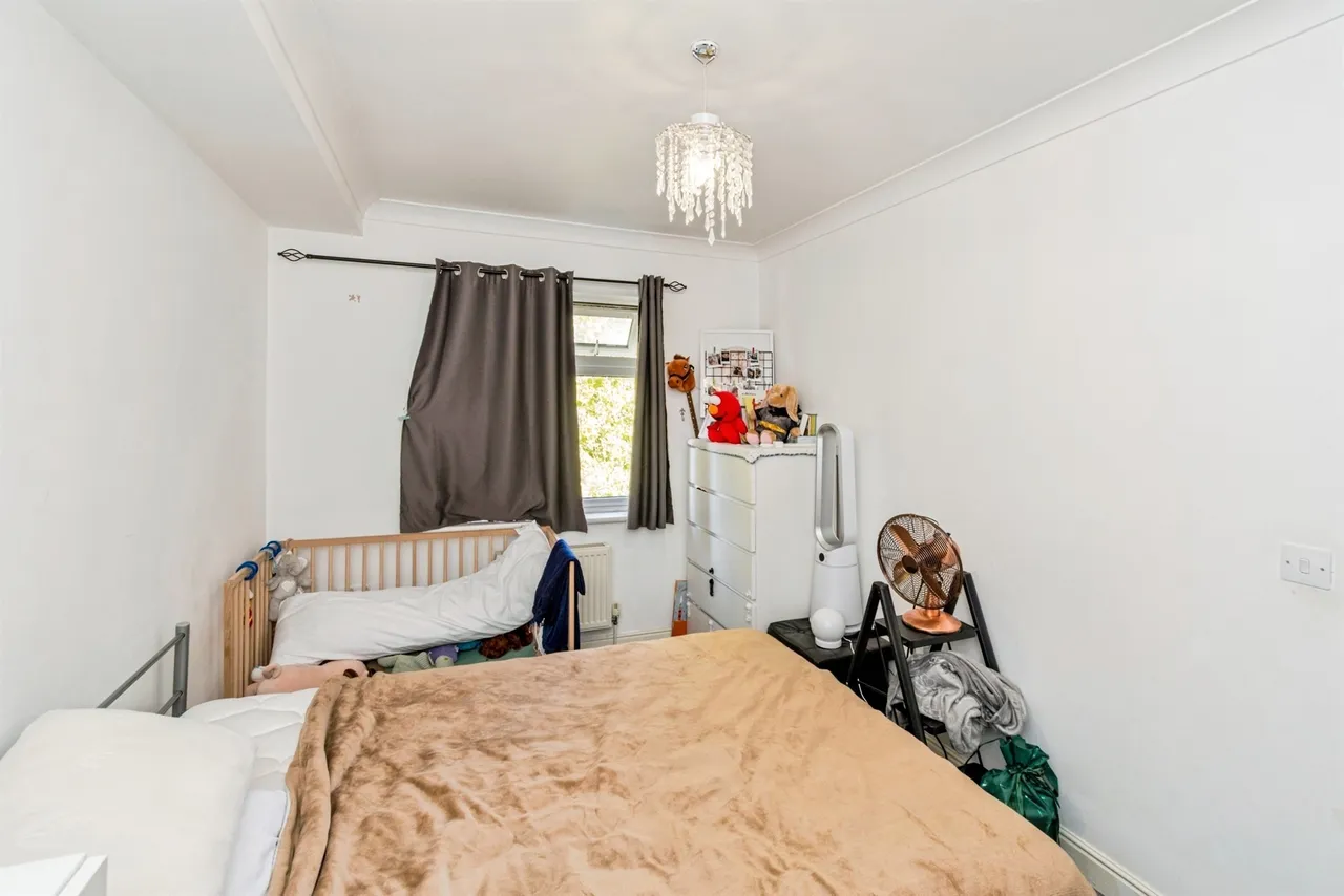 Millbrook Road East, Southampton, SO15, photo 9