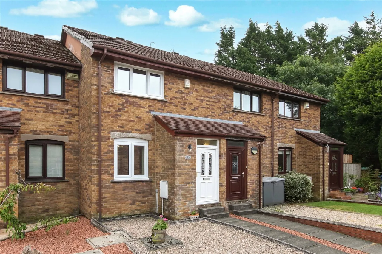 2 bed house for sale — Lothian Way, Brancumhall, East Kilbride, South Lanarkshire, G74