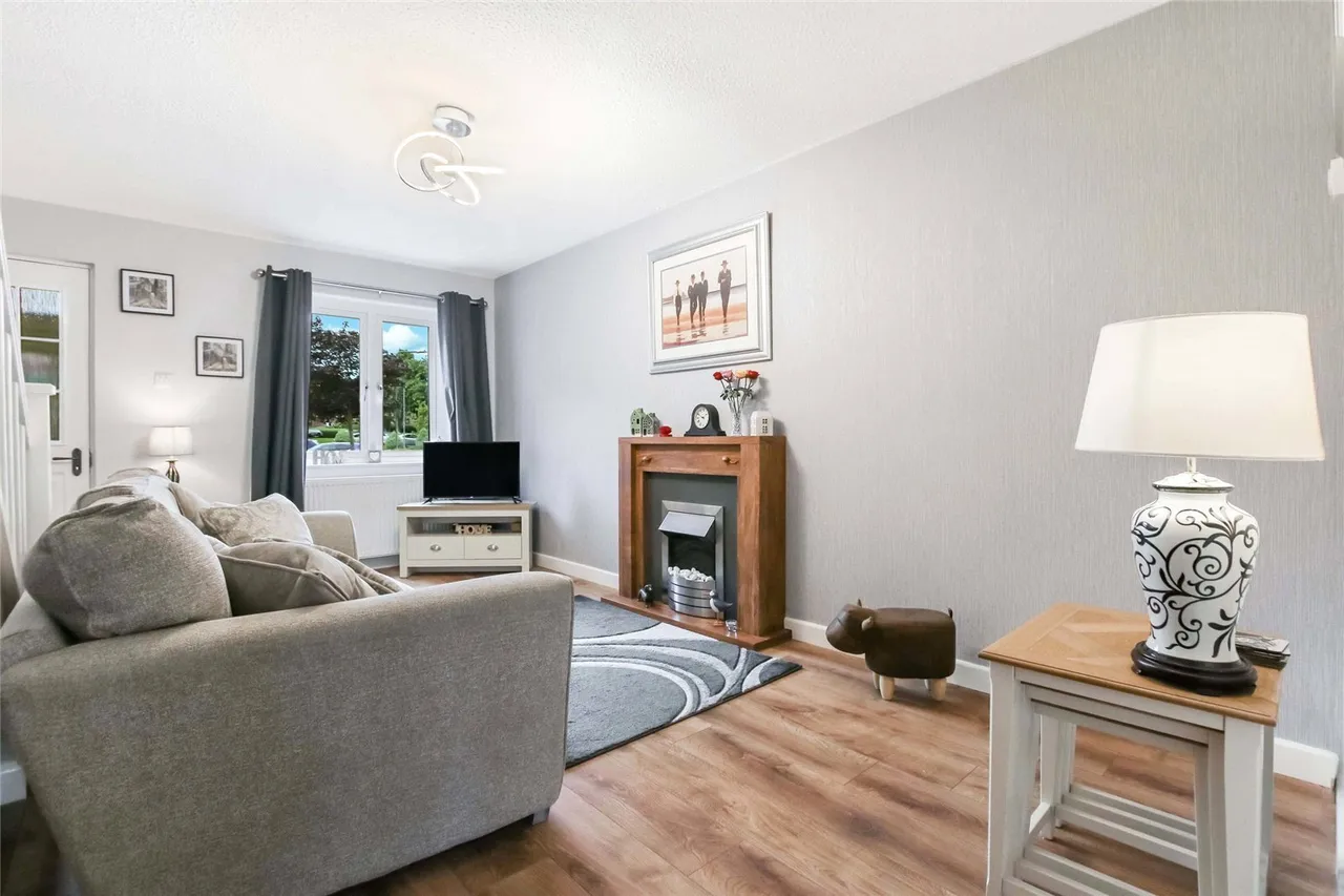 Lothian Way, Brancumhall, East Kilbride, South Lanarkshire, G74, photo 3