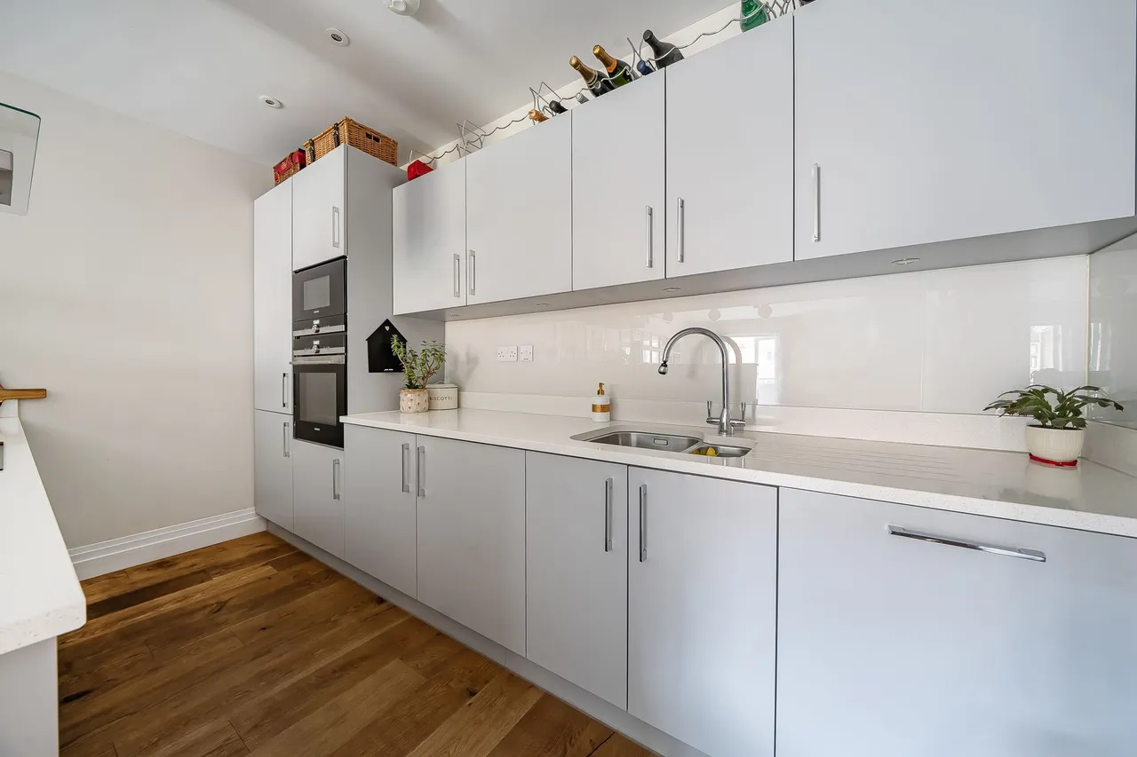 Kings Drive, Midhurst, GU29, photo 7