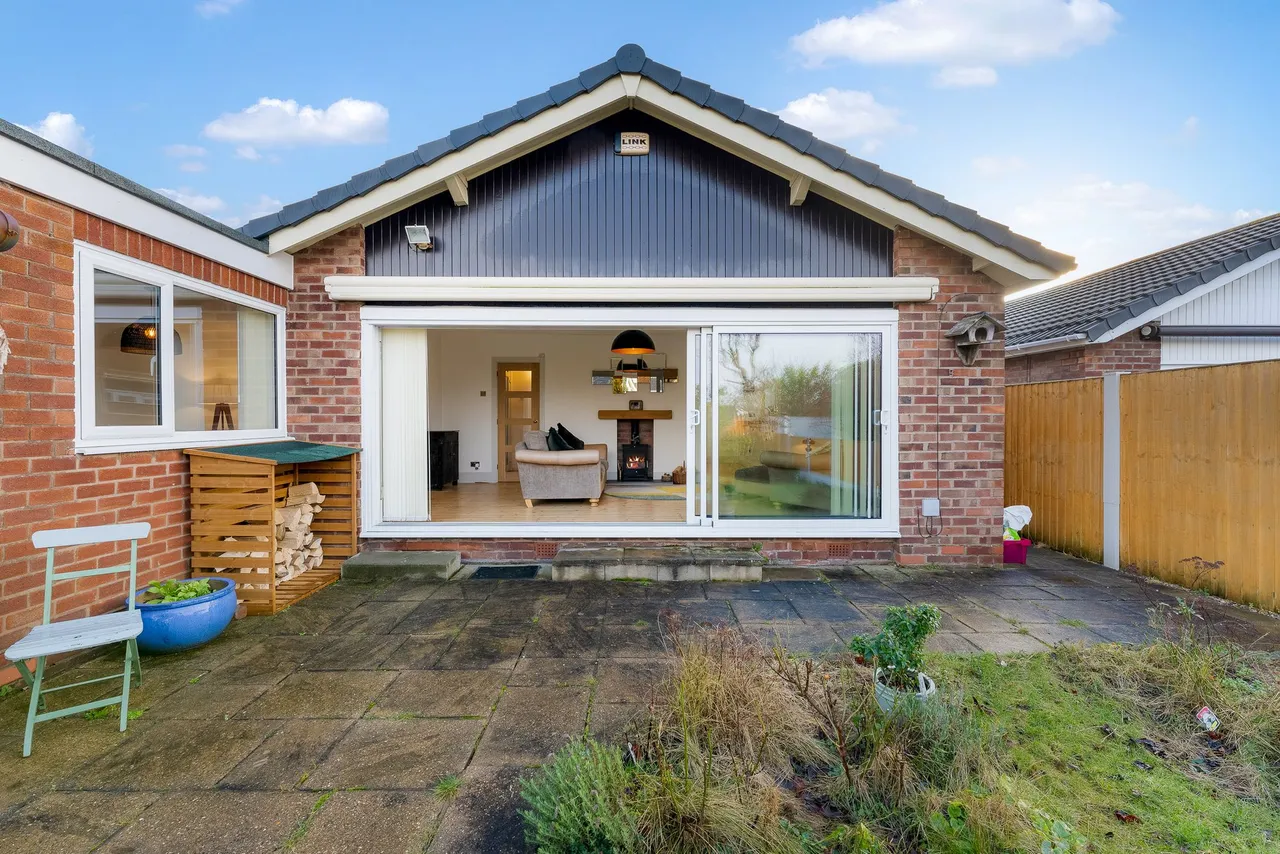 Tynwald Crescent, Widnes, Widnes, WA8 9AN, photo 21