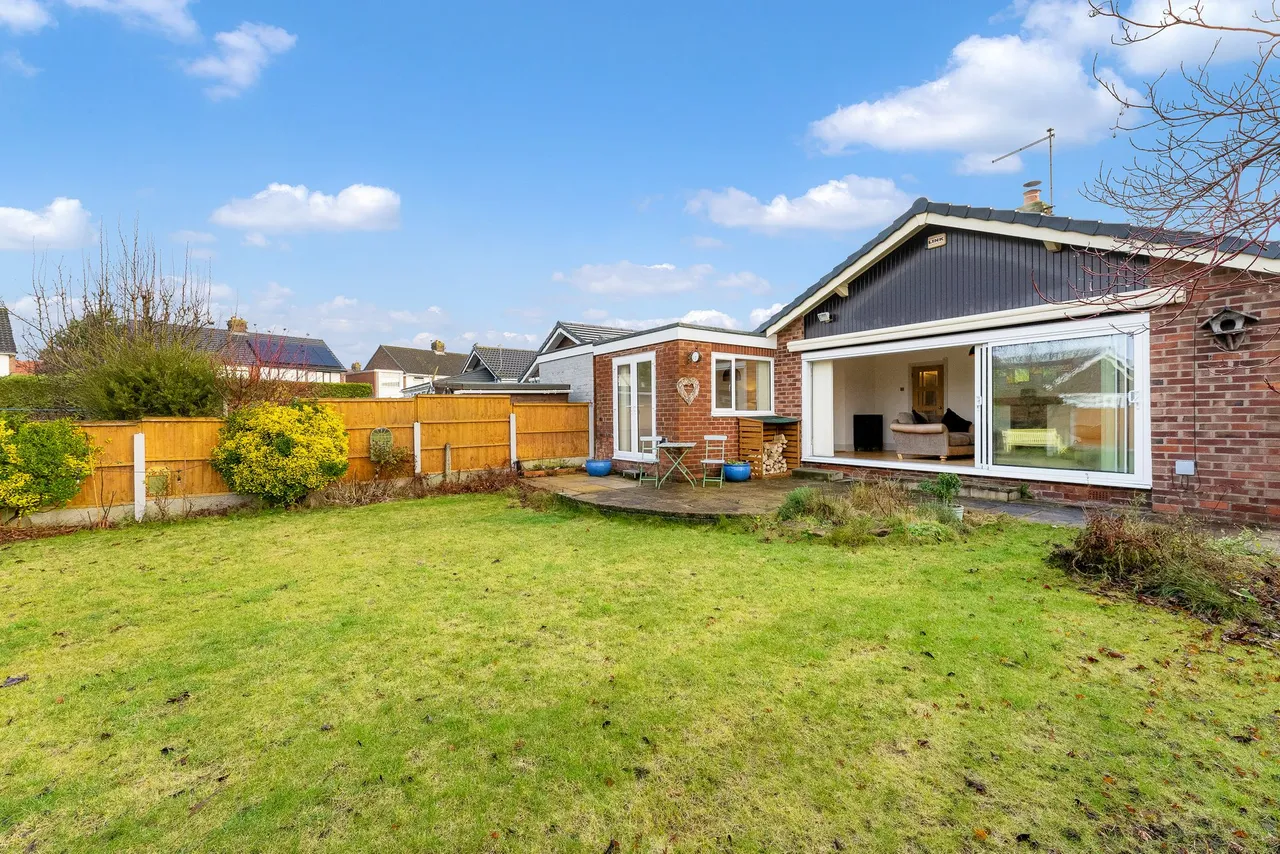 Tynwald Crescent, Widnes, Widnes, WA8 9AN, photo 3