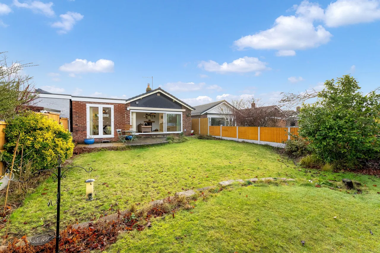 Tynwald Crescent, Widnes, Widnes, WA8 9AN, photo 26