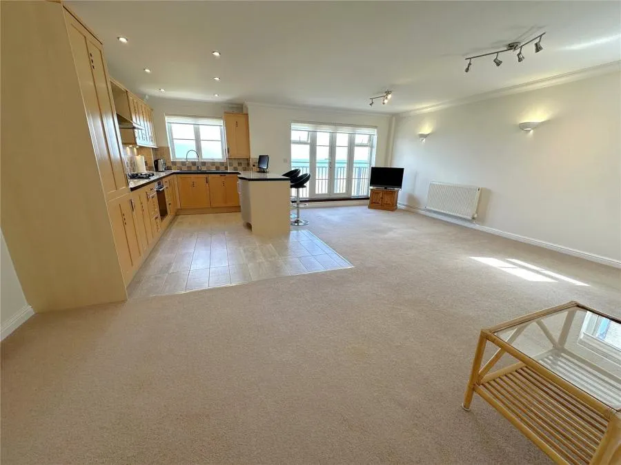 Chatham Green, Sovereign Harbour North, BN23, photo 2