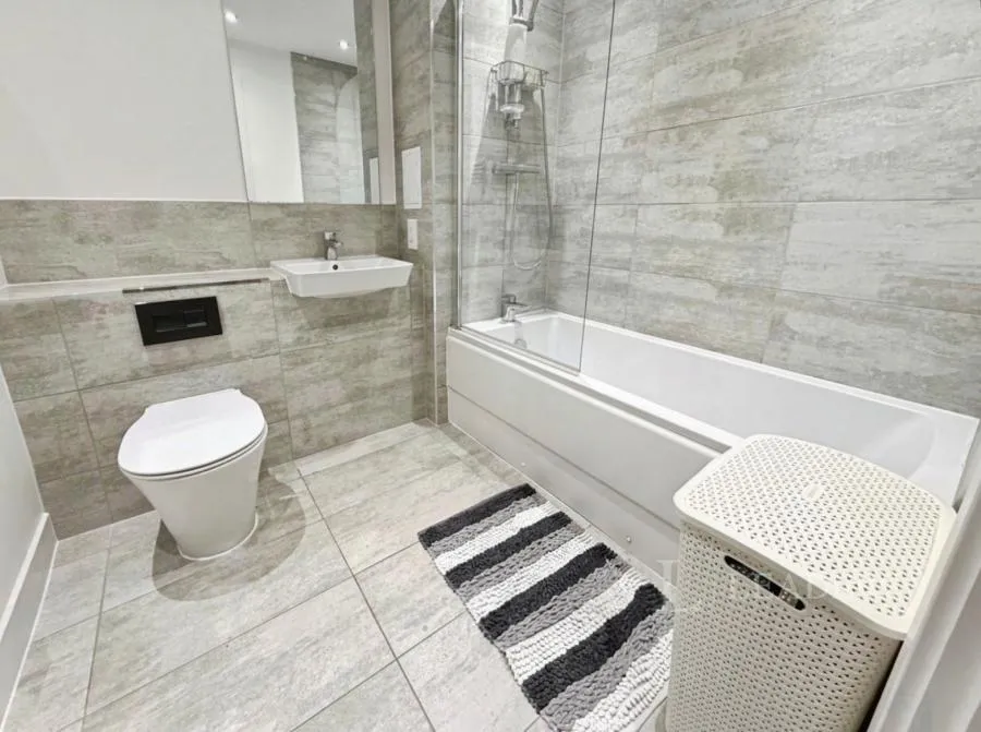 Stirling Drive, Luton, LU2, photo 5